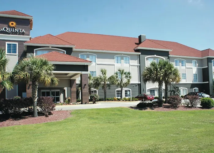 Pet Friendly hotel: La Quinta By Wyndham Baton Rouge Denham Springs